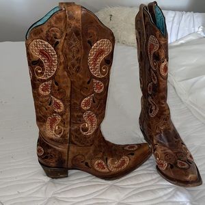 Cowgirl boots western